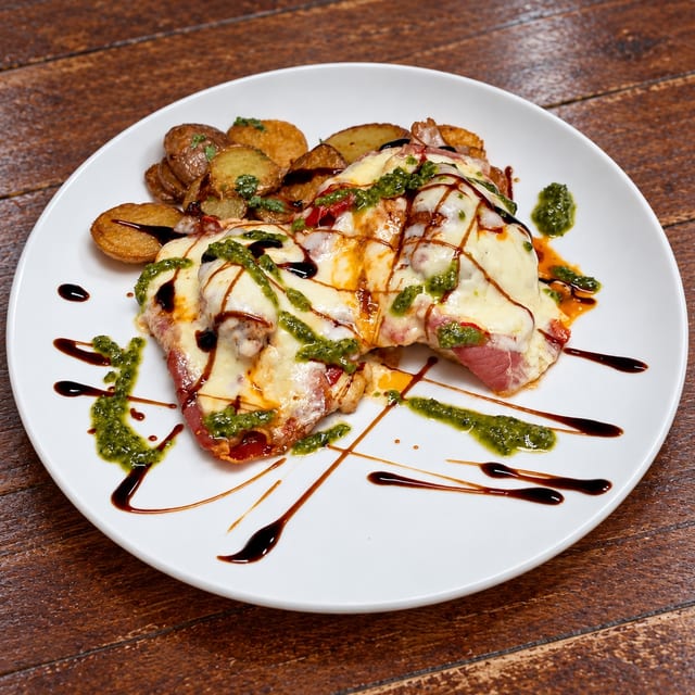 Pollo Balear / Balearic-Style Chicken.