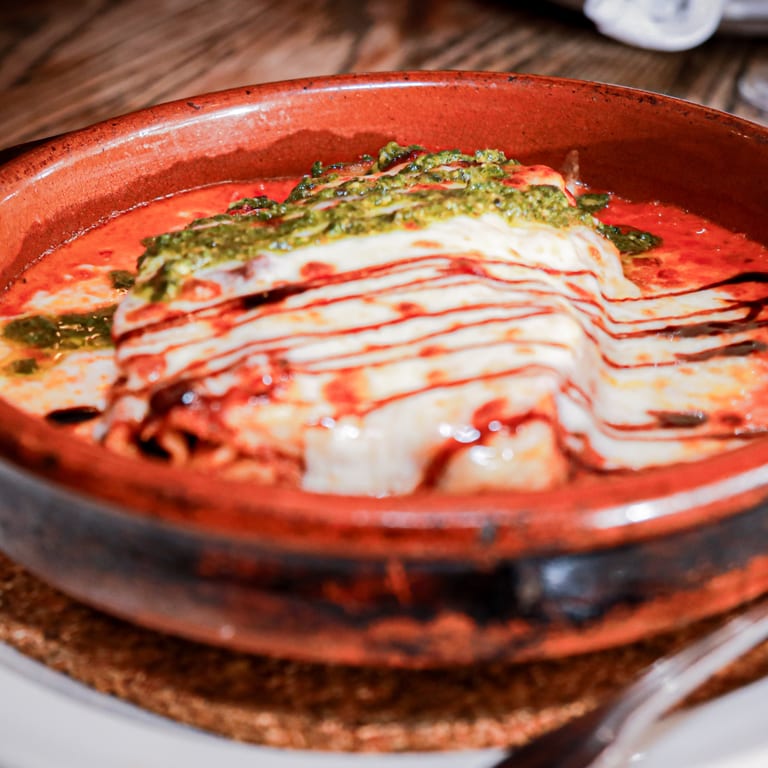 Savor Our Lunch Offerings